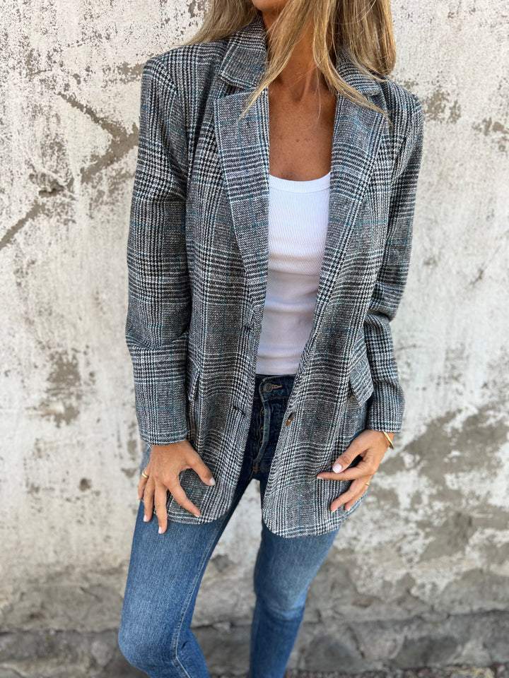 Nina - Classic Plaid Blazer