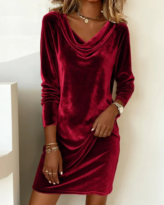 Melanie - Loose Fitting Velvet Dress