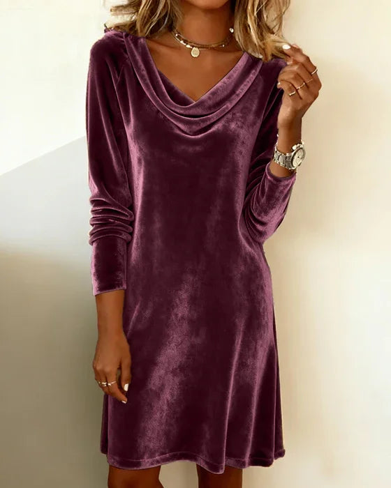 Melanie - Loose Fitting Velvet Dress