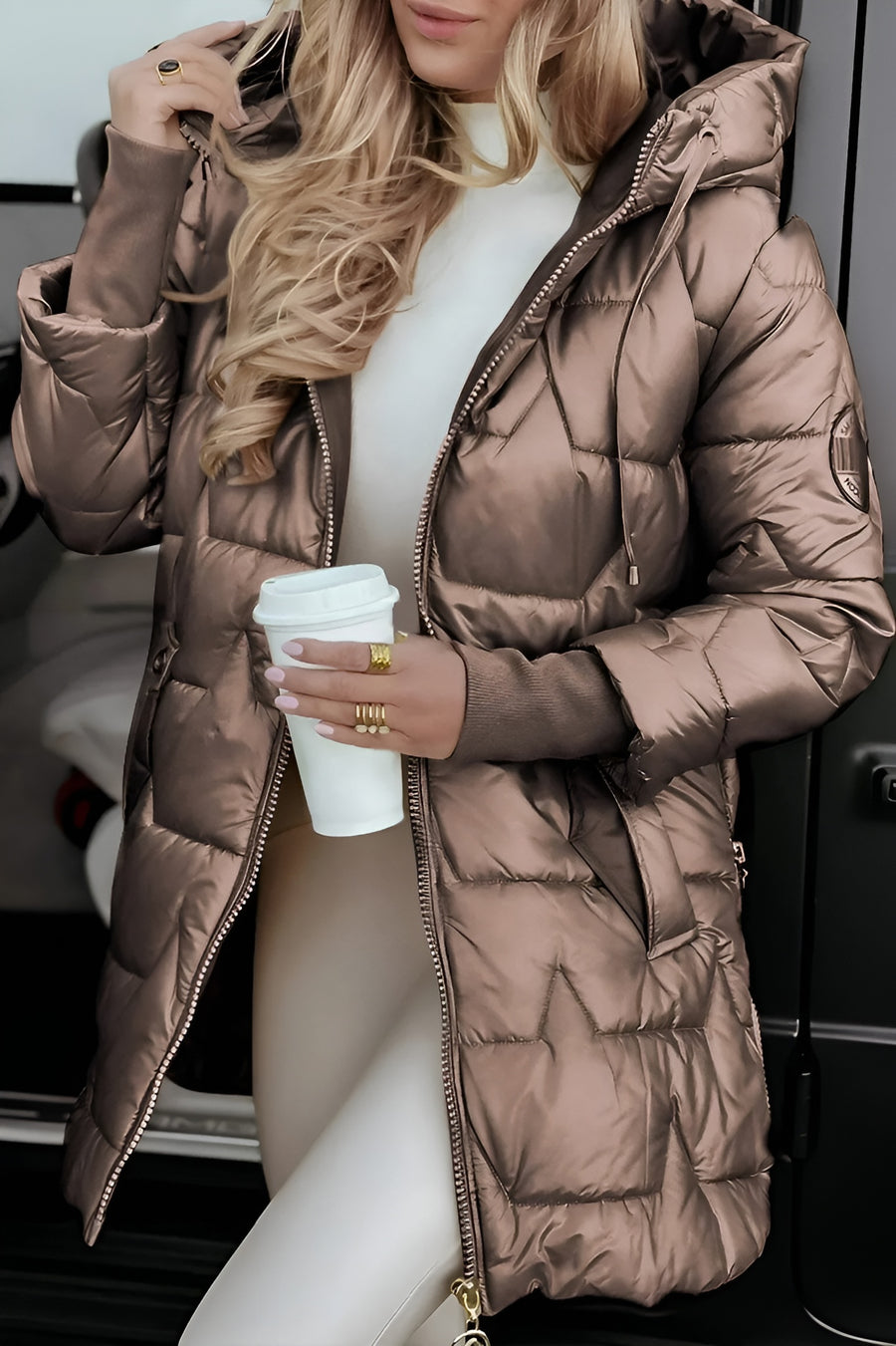 Elegant Winter Coat With Hood And Padding